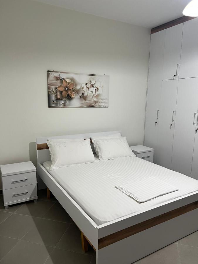 Amazing Familiar Apartments And Rooms Sarandë Exterior foto
